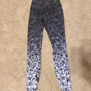 Lulu lemon size 6 ombré floral Align leggings